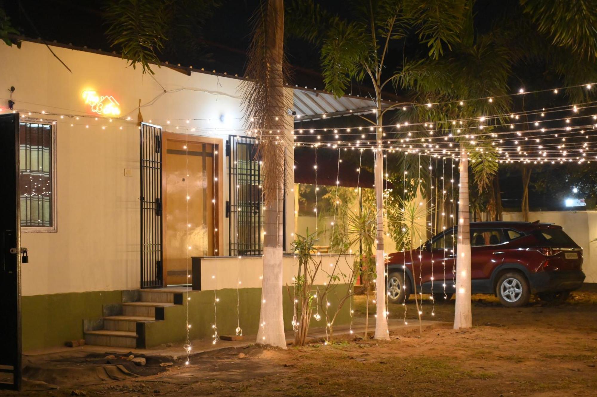 The Q3 Inn กูวาฮาติ ภายนอก รูปภาพ